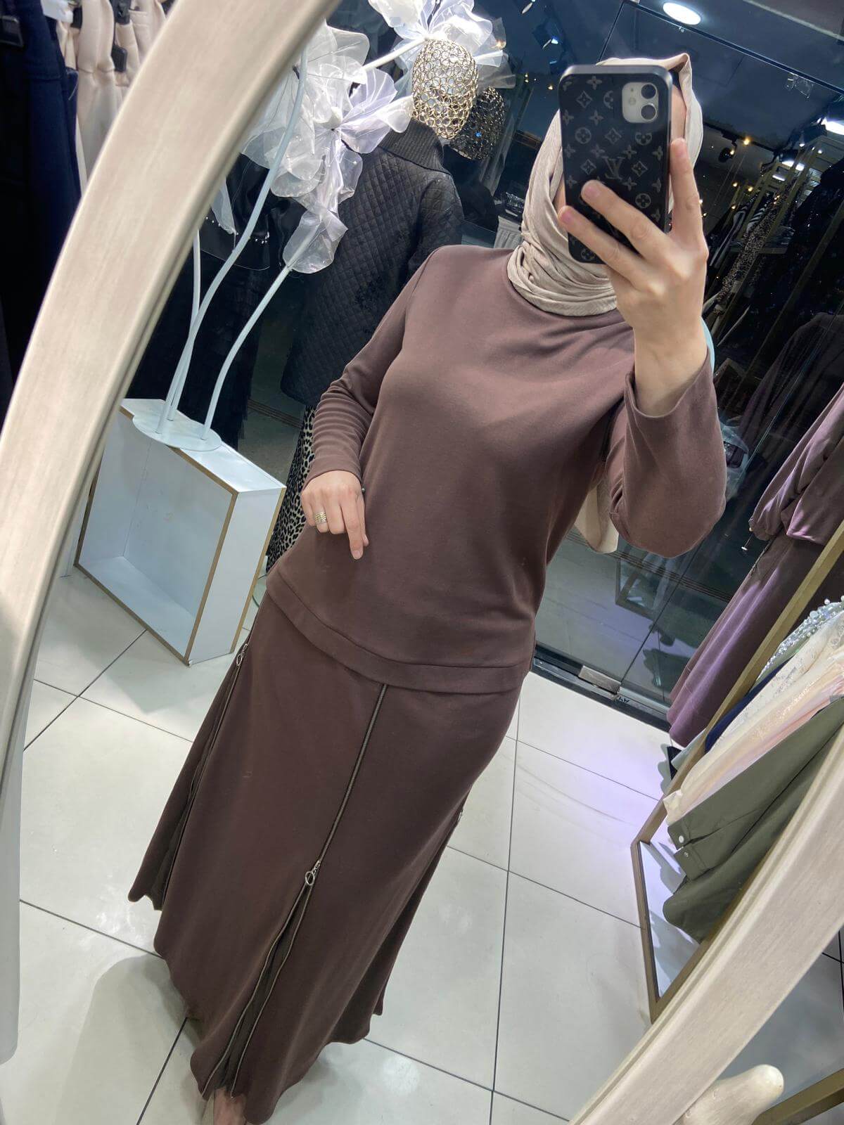 Eteği ve Bluzu Fermuarlı Tencel Kraşlı Triko Takım (Kahverengi) - Görsel 6