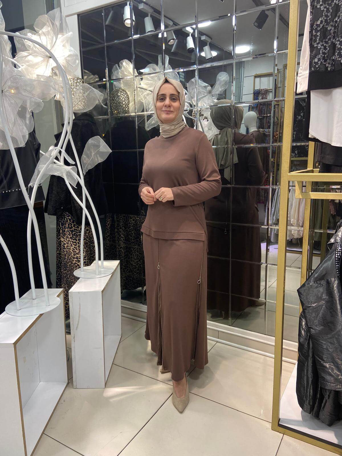 Eteği ve Bluzu Fermuarlı Tencel Kraşlı Triko Takım (Kahverengi)