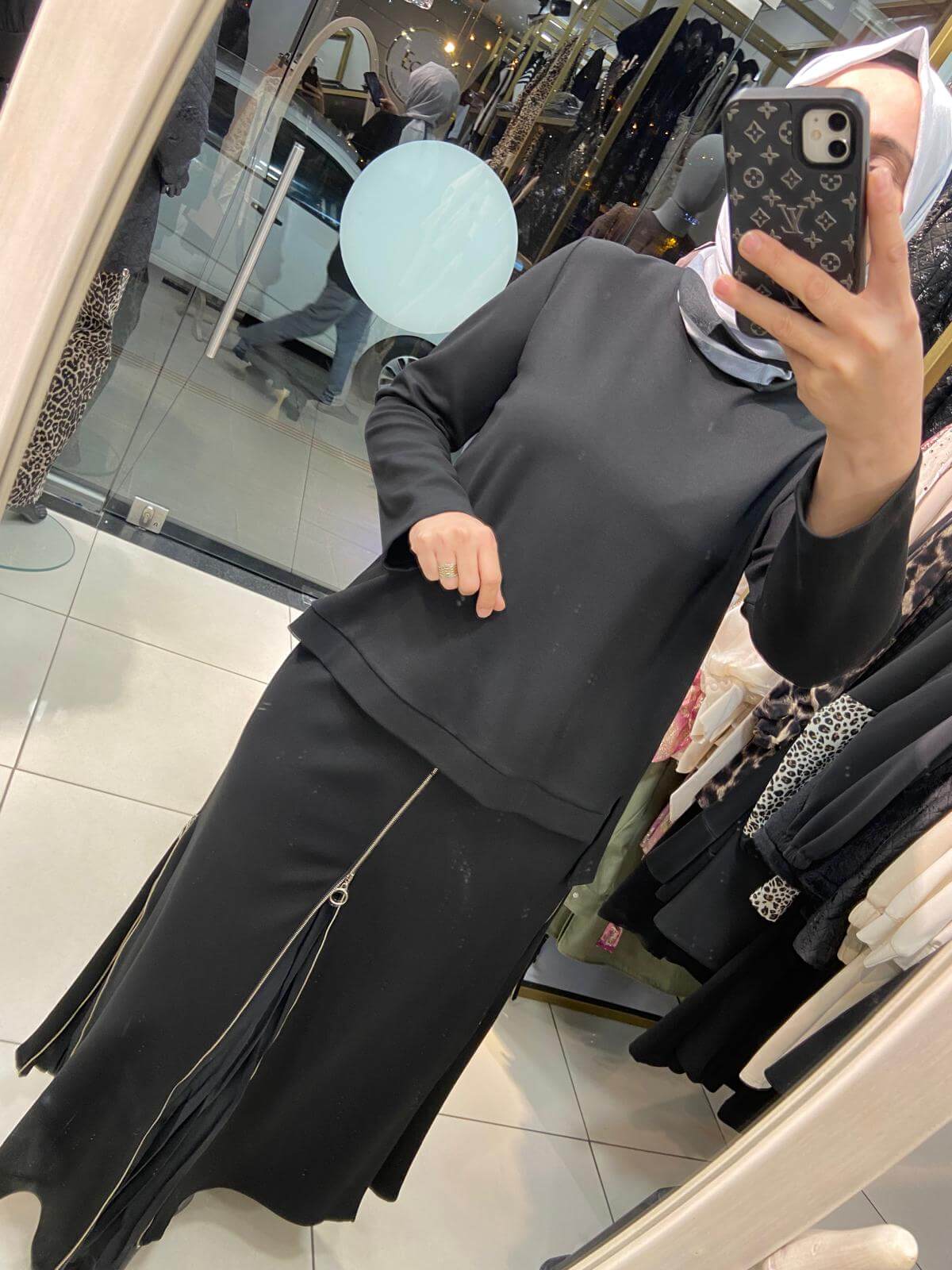 Eteği ve Bluzu Fermuarlı Tencel Kraşlı Triko Takım (Siyah) - Görsel 2