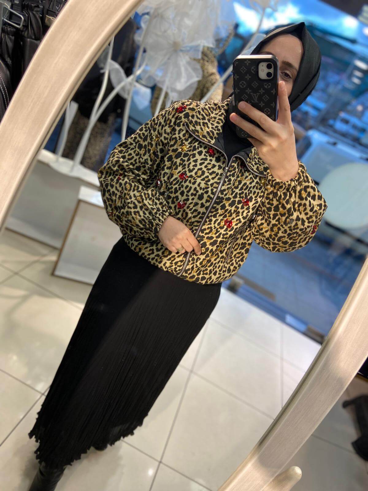 Leopar Taş İşlemeli Bumber Ceket - Görsel 4
