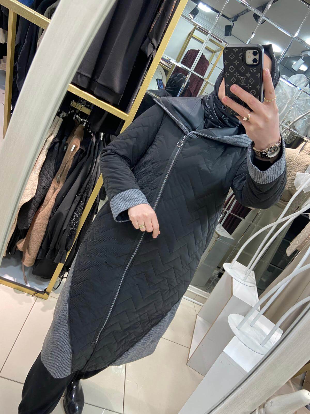 Triko Detaylı Özel Kumaş ve Kapitone Dolgu Spor Kaban - Görsel 4