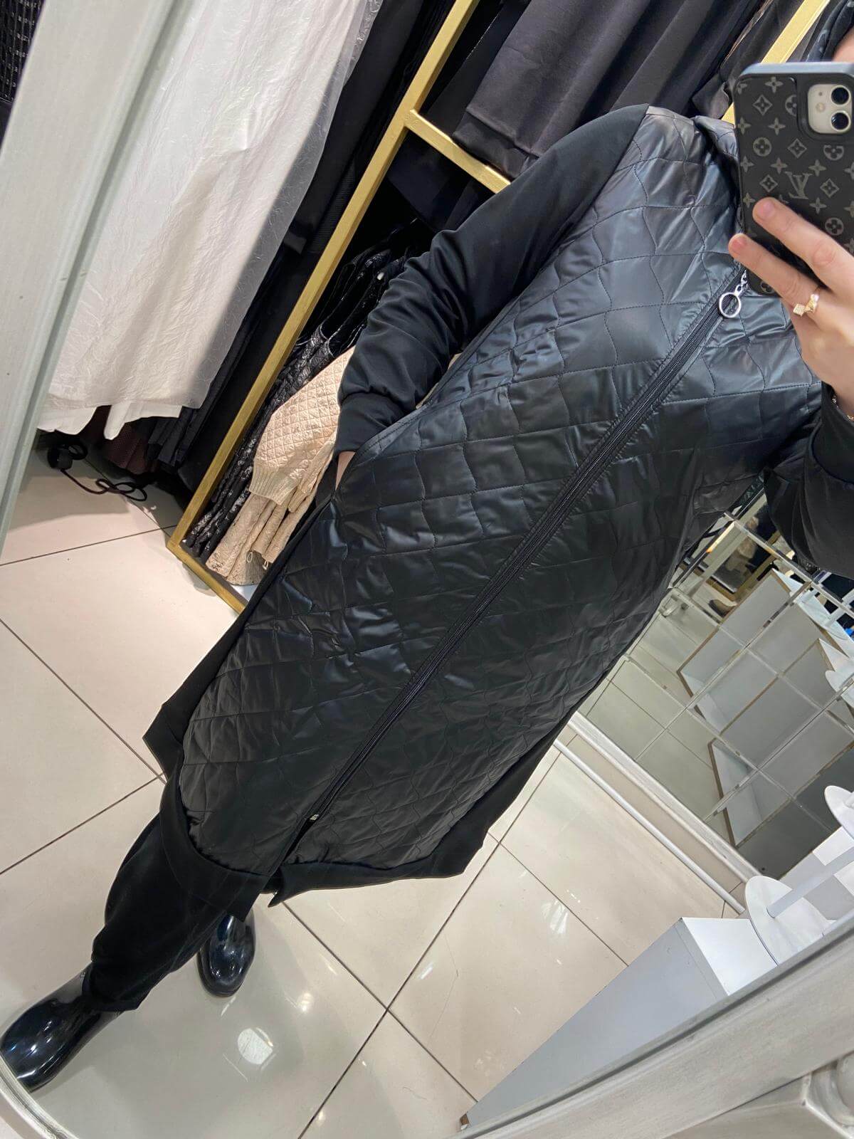 Kapitone Detaylı Spor Kap