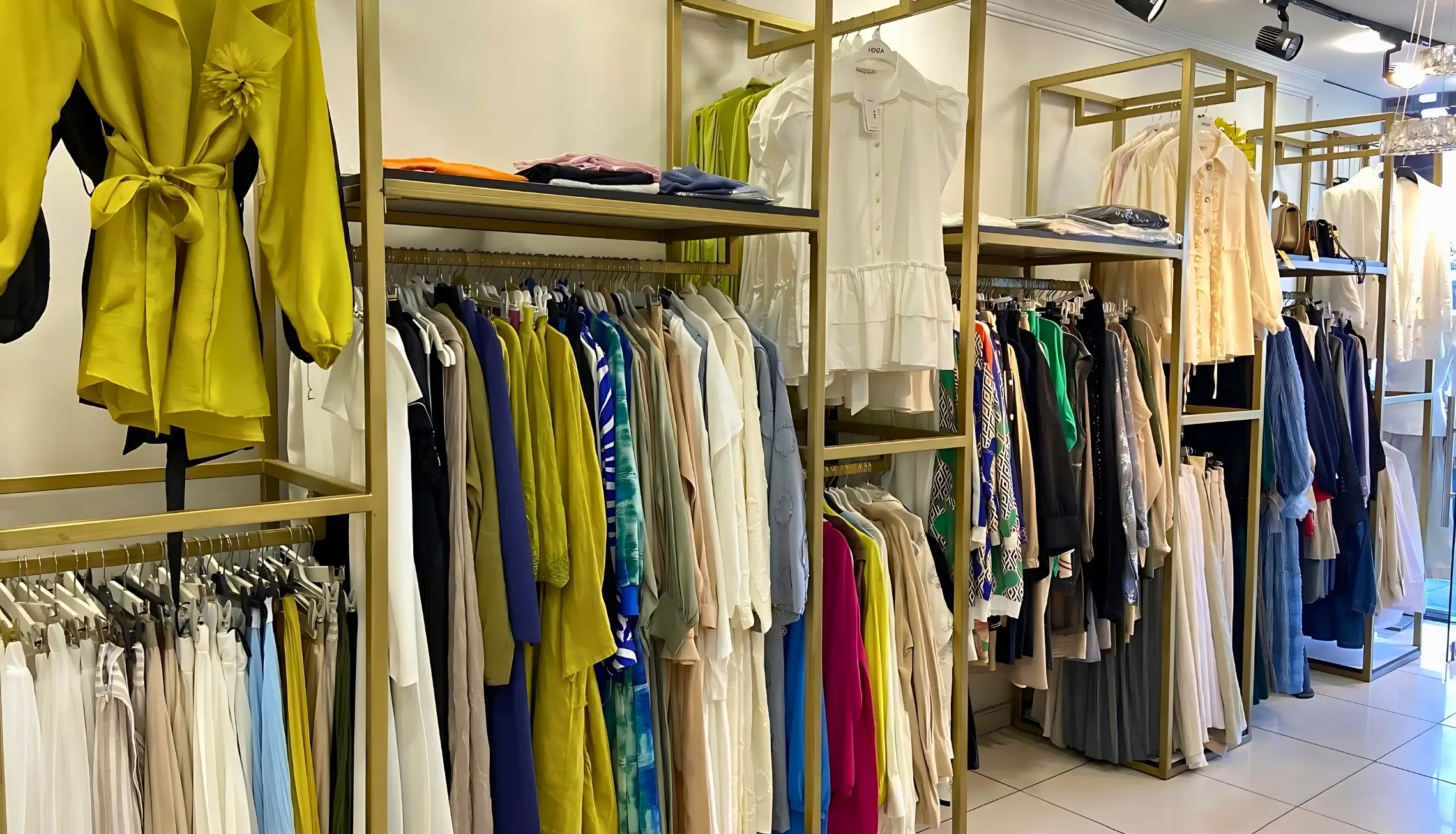 Ecbel Butik Mağaza İçten Görünüm