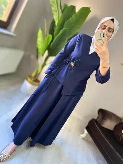 Modal kruvaze etekli takım