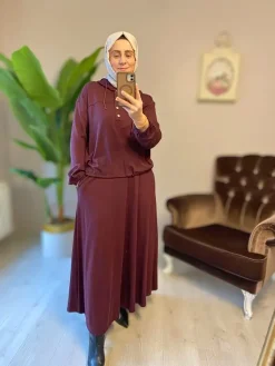 bordo etekli takım kadın şık kombin